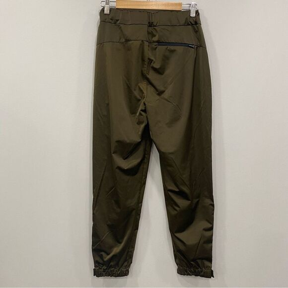 ATHLETA 8 Radiant Green High Rise Shine Joggers Gorpcore Athleisure Zip Ankle - Picture 3 of 16